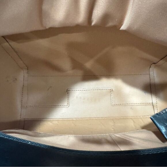 Tory Burch Robinson Black Leather Tote Bag - Picture 11 of 16